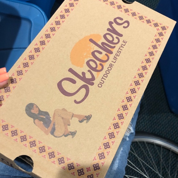 Sketchers wrapped up sandals - Picture 2 of 3